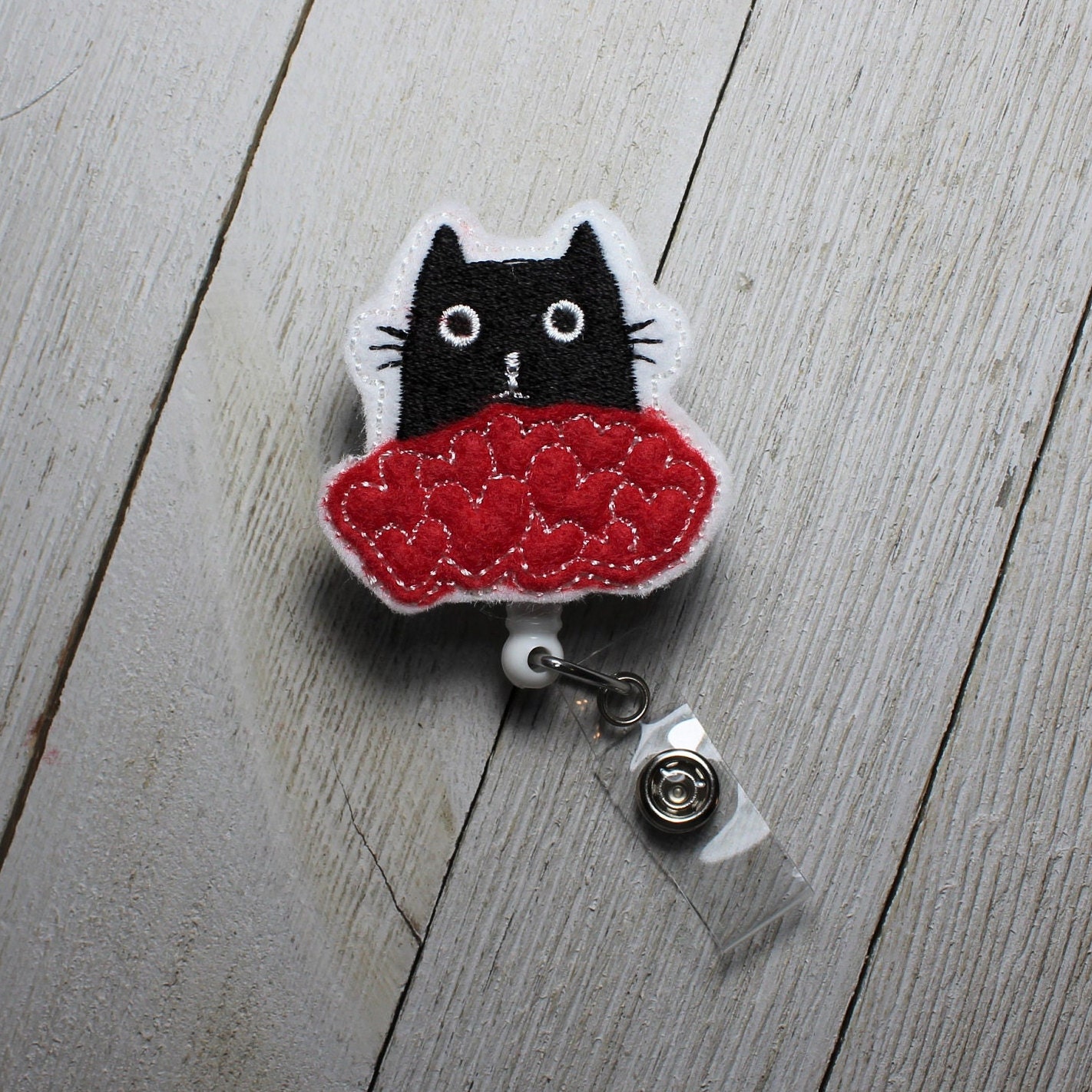 Kitty with hearts, black cat badge holder, Kitty hearts badge holder, kitty  lanyard, animal badge holder, kitty feltie