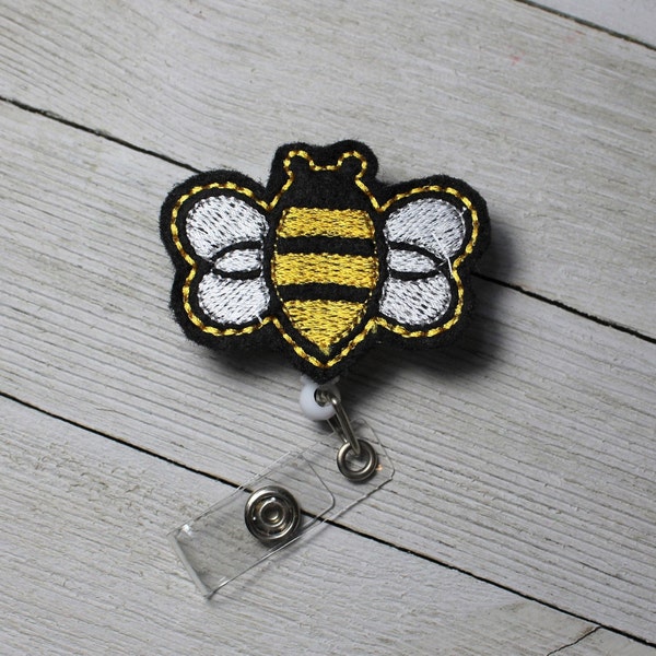 Busy Bee badge holder with retractable reel, Honey bee badge, insect badge holder,  Bee felt badge, summer badge, bumble bee badge