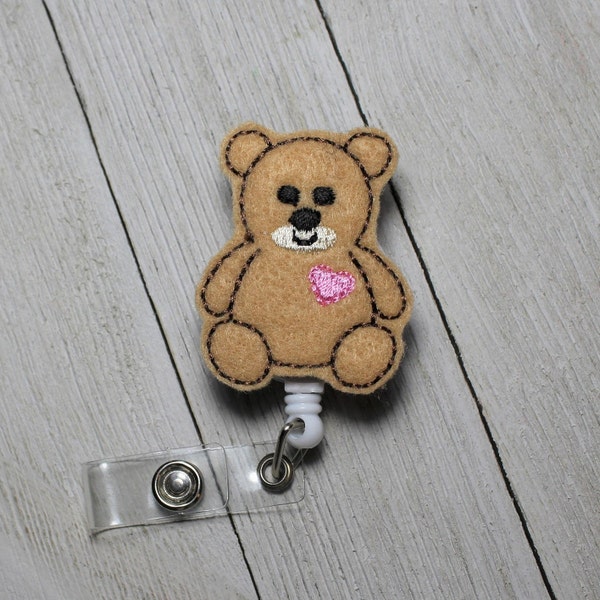 Teddy Bear badge holder with retractable reel, Teddy Bear felt badge, Bear ID holder, Bear with hear feltie