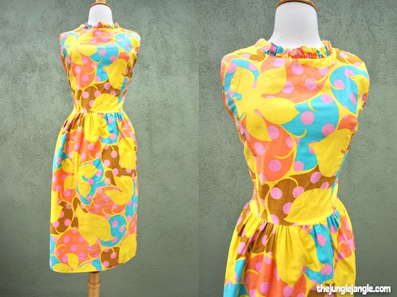 Vintage 1960s Flowers And Polka Dots Mid Sleeveles