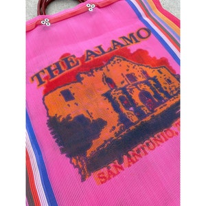 vintage 1960s The Alamo San Antonio Texas Tote Bag Purse Rainbow Stripe Woven / vintage Bags / vintage Tote / Retro Tote Bags / 60s Tote Bag image 2