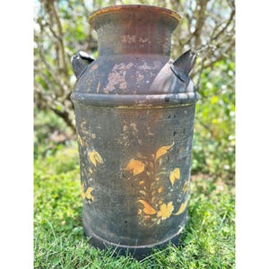 Antique Milk Can With Hand Painted Yellow Flowers And Rust / Antique Farm Decor / Antique Dairy Decor / OOAK Milk Cans