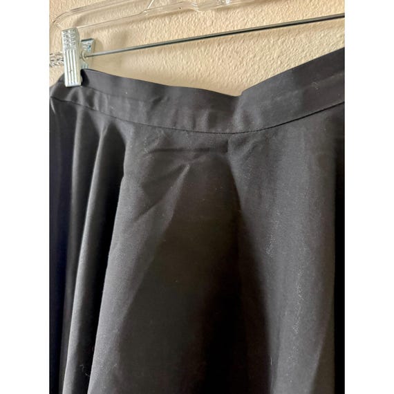 Vintage 1950s Black Full Circle Skirt in XS With Metal Zipper/ 1950s Circle Skirts View 2
