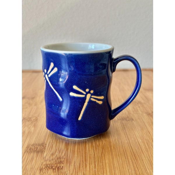 Vintage 1970s Blue Dragonfly Ceramic Mug / Rare Mug / Bug Mug / 1970s Kitchen Ware / Retro Kitchen Ware / 70s Coffee Mugs / 1970s Home