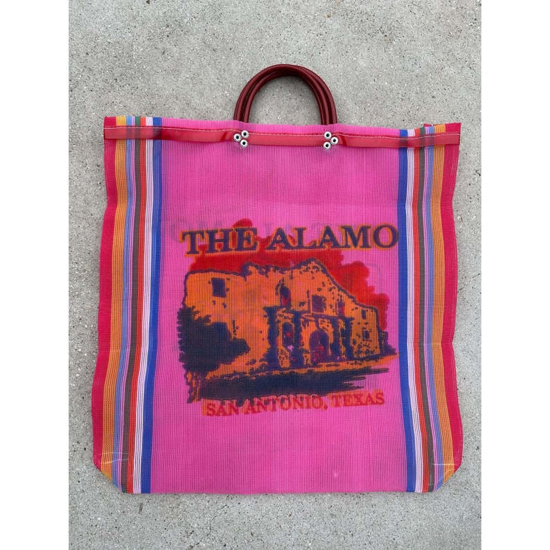 vintage 1960s The Alamo San Antonio Texas Tote Bag Purse Rainbow Stripe Woven / vintage Bags / vintage Tote / Retro Tote Bags / 60s Tote Bag image 1