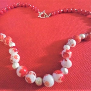 Asian Oriental Necklace with Glass Beads Red White Black Floral Simple Elegant Professional Dressy Beaded Jewelry