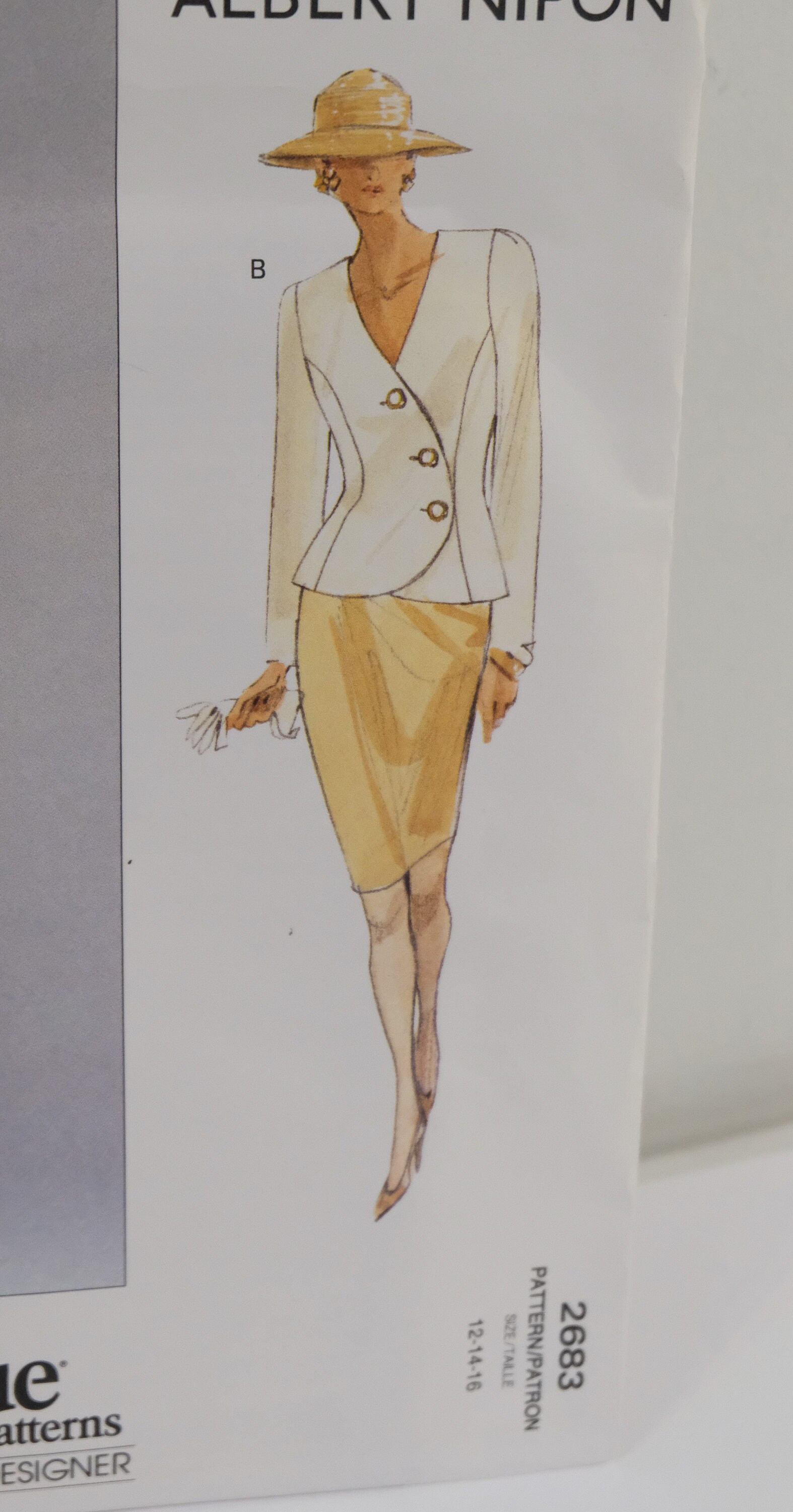 1980's Vintage Albert Nippon Vogue 2683 12-14-16 Uncut