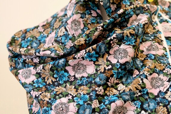 1970s Slinky Retro Jersey Fabric