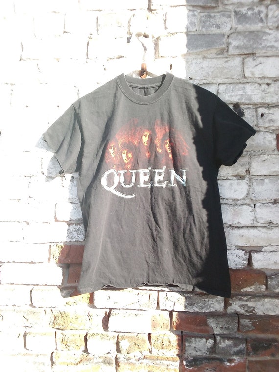 90s Queen T-shirt Tee Size M Medium