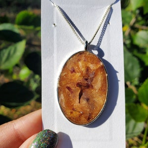 Pressed flower Resin pendant, Pressed Flower Necklace, Dried Flower Jewelry, Real Flower Necklace, Valentines Day Gift