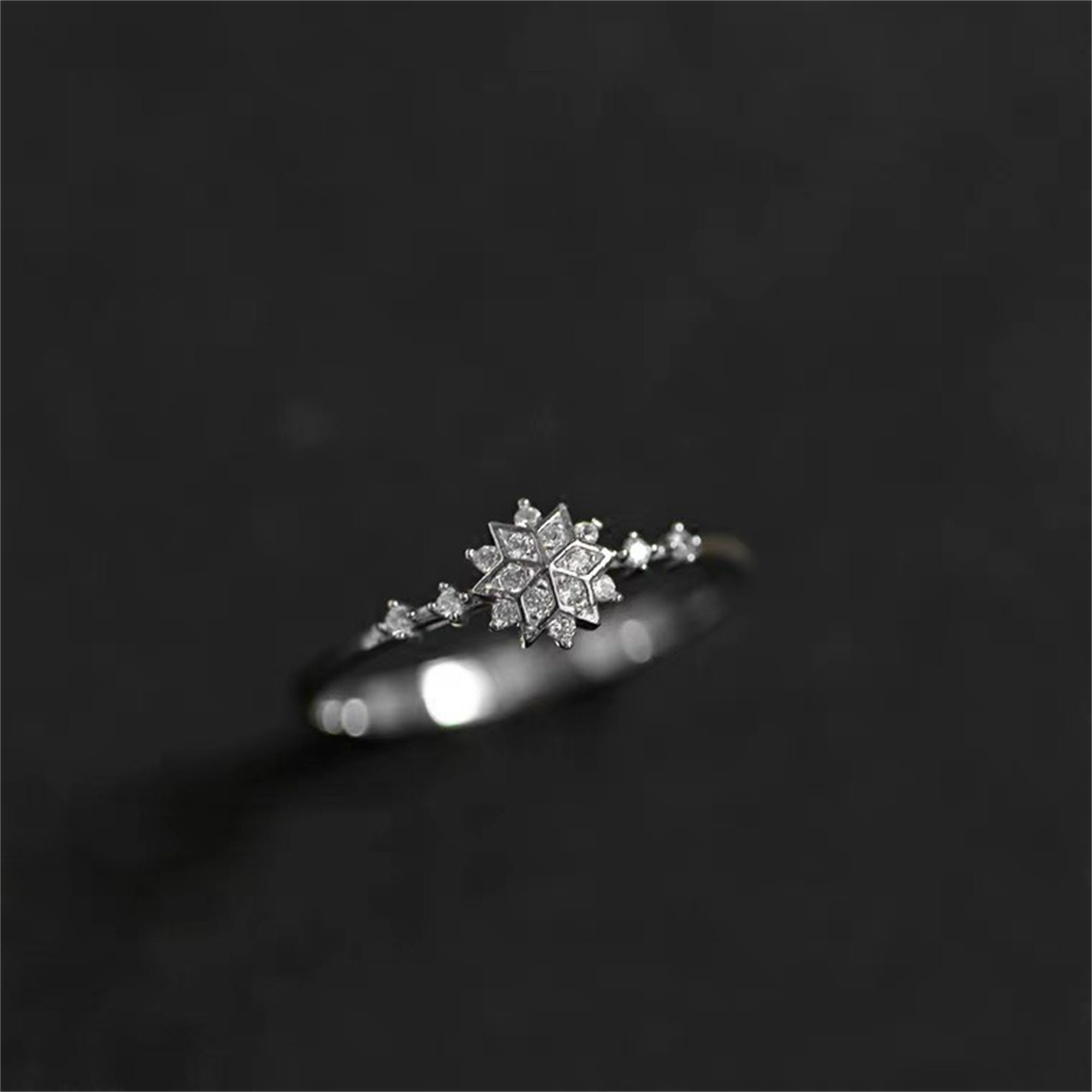 Dainty Snowflake Ring Gold Minimalist Ring Stacking Ring CZ - Etsy UK