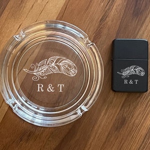 Rustic Feather Personalized Etched Engraved Round Cigarettes Ashtray, Birthday Gifts, Etched Glass, Round Ashtray ED51