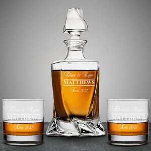 Classic Personalized Classy Twisted Whiskey Decanter or Whiskey Rock Glass, Engraved Whiskey Decanter Set, Dad&#39;s Gift DM64