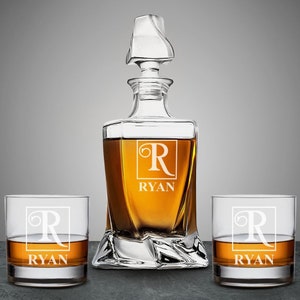 Initial Classic Personalized Classy Twisted Whiskey Decanter or Whiskey Rock Glass, Engraved Whiskey Decanter Set, Dad&#39;s Gift DM886