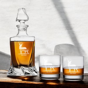 Hunting Personalized Classy Twisted Whiskey Decanter or Whiskey Rock Glass, Whiskey Decanter Set, Hunting Gift, Best Gifts for Hunters DM883