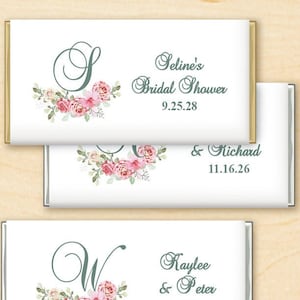 Set of 12 Wedding Party Favors, Initial Pink Flower Personalized Chocolate Bar, Personalized Wrapper with Hershey Chocolate DM738