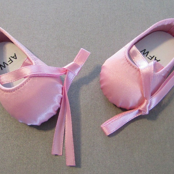 18" Doll Satin Ballet Pointe Shoes: Pink