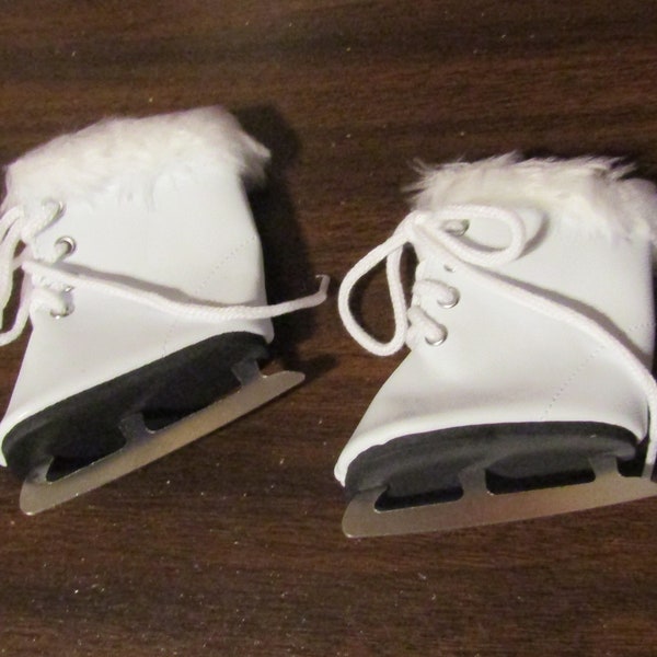 18" Doll Ice Skates: White