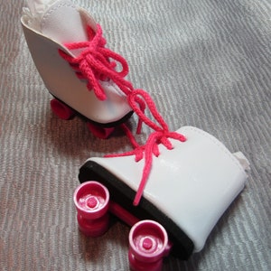 Small 14 inch Doll Roller Skates: White & Hot Pink