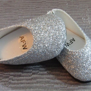 Small 14 inch Doll Glittery Slip-Ons: Silver