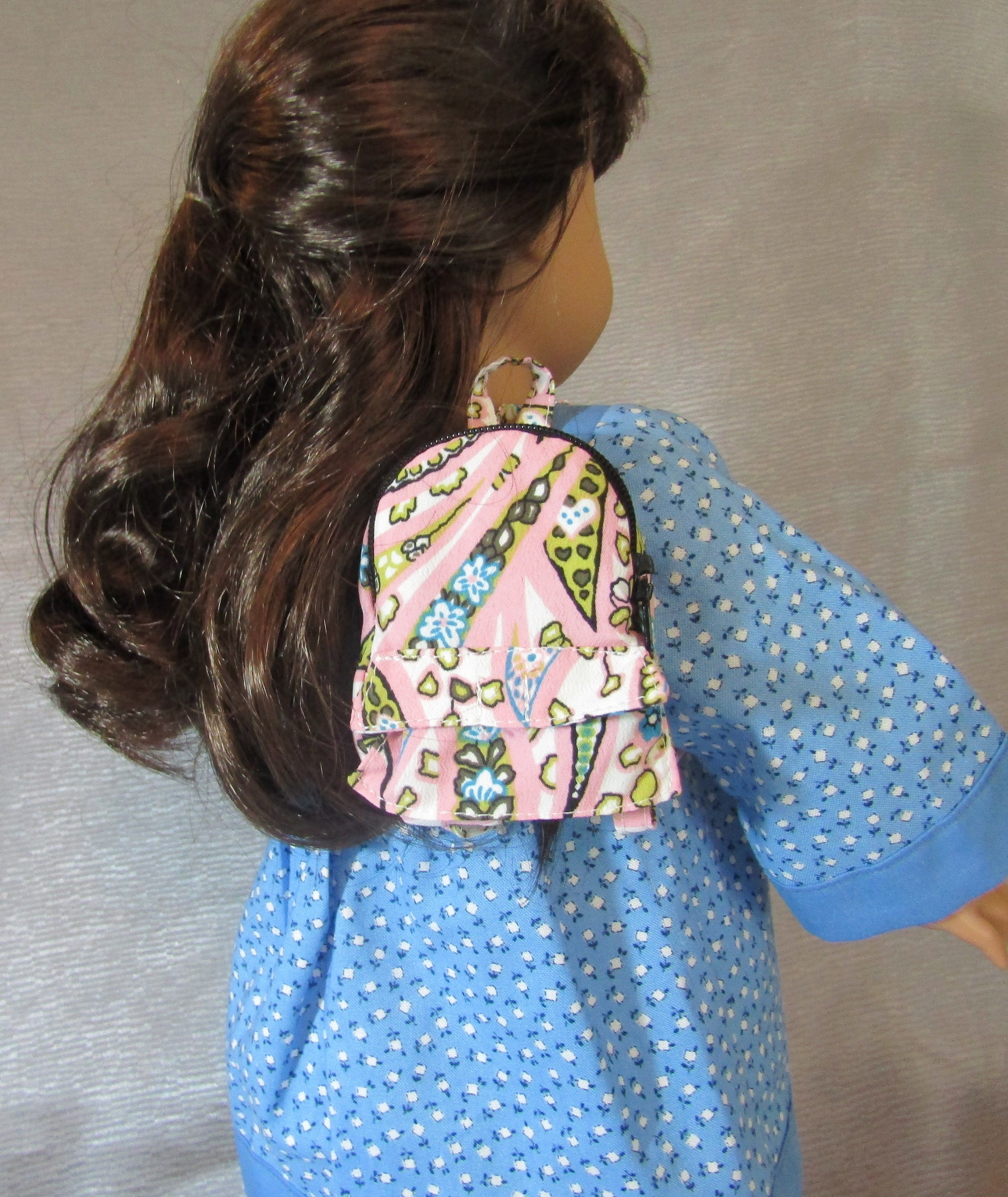  SOTOGO 31 Pieces Doll Accessories Include 10 Pieces Mini Doll Backpacks  Mini Doll Bag Cute Zipper Backpack Mini Books Backpacks and 21 Pieces  Miniatures Doll Books for Doll Accessories : Toys & Games