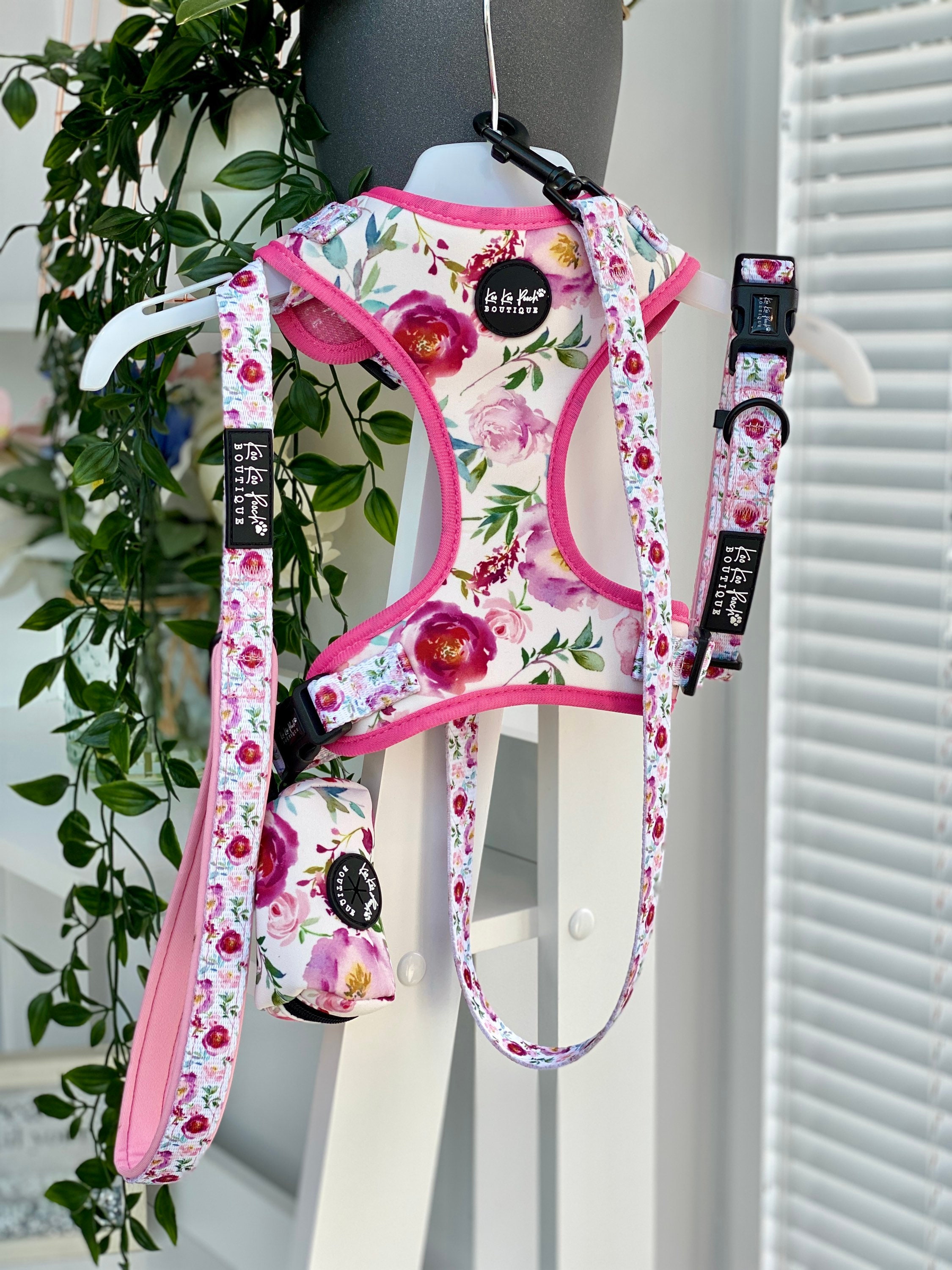 BUNDLE Set in Bloom Dog Harness Lead Collar and Poop Bag Etsy Australia