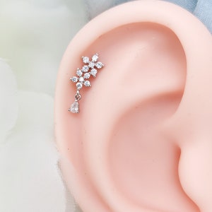 16G,20G,21G Double flower with Teardrop dangle Cartilage Earring, Curved Flower Stud CZ, Helix Piercing, Ear lobe piercing, Gift for Her