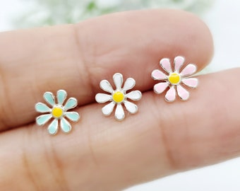 Silver Coated Daisy Flower Cartilage Earring, Blossom Helix Piercing