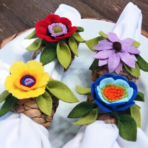 Felt Flower Napkin Rings With Flowers Colorful Wildflowers Napkin ...