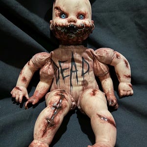 Limited Edition! A multi-legged creature style creepy realistic weird gift, Home Decor, Retro Horror Collectible Hand-Painted size 14 inches