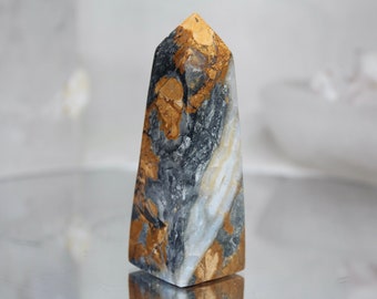 Maligano Jaspis Obelisk: Indonesischer Kristallturm, 170 ml