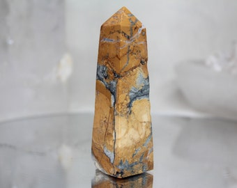 Obelisco de jaspe maliganio: Torre de cristal de Indonesia, 5,7 oz