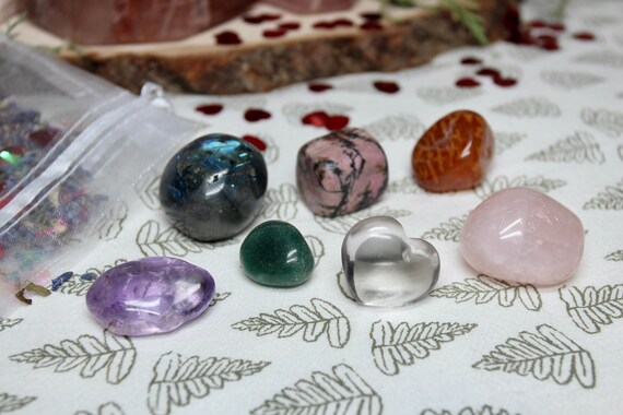 7 pc Love & Dreams Crystal Set with Clear Quartz Heart, GAL/Valentine's Gift, Heart Box, Dried Flowers, Gift Wrapped, FREE Shipping