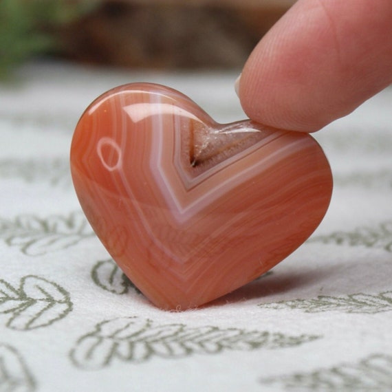 XS Carnelian Heart, AA++ Gem Quality, 0.4 oz Polished Crystal from Indonesia, Gift for Valentine, Love