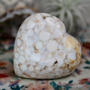 Flower Agate Polished Crystal Heart Stone, 4.9 oz