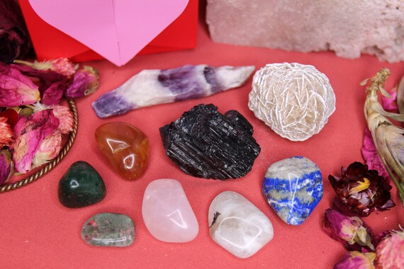 9 pc Gal/ Valentine's Day Crystal Set, Heart Shaped Box, Gift Wrapped, FREE Shipping