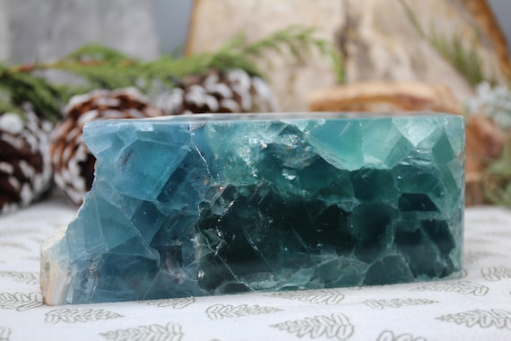AA++ 2.22 lb Tricolor Fluorite Crystal with Rainbow Foils from Mexico, Front Polish and Raw Edge, 35.5 oz High Frequency Stone