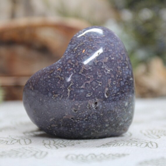 AA Grape Agate Crystal Carved Heart with Druzy, 4.5 oz Polished Purple Crystal Heart from Indonesia