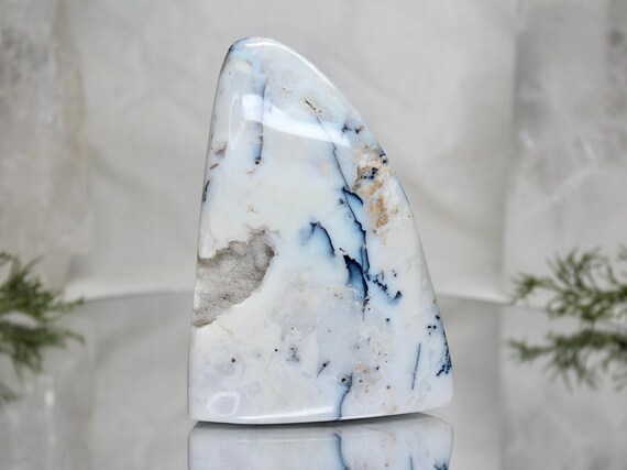 1.14 lb Dendritic Agate Crystal Freeform with Quartz and Druzy, A Quality, 18.3 oz Polished Agate Stone from Indonesia, Energy Cleansed