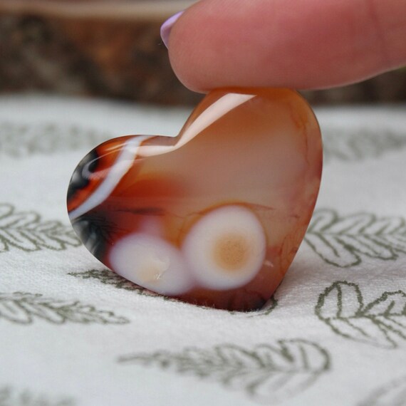 XS Carnelian Heart, AA+ Gem Quality, 0.2 oz Polished Crystal from Indonesia, Gift for Valentine, Love