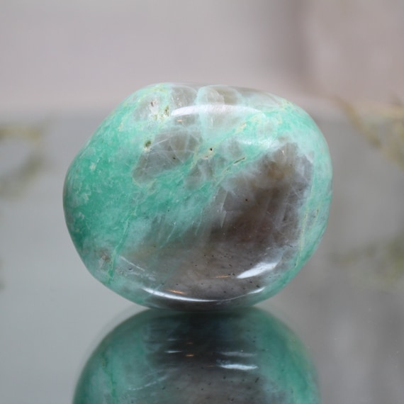 AA+ Garnierite, Green Moonstone, Crystal Palmstone, 6.7 oz