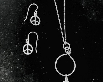 Necklace & Earring Set