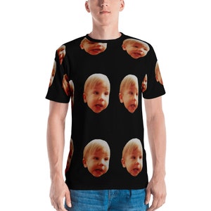Camicia personalizzata su misura su una camicia o sulla custodia del telefono T-shirt da uomo