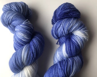 Santorini hand dyed sock yarn, superwash fine merino, 100g, sock yarn, blue yarn