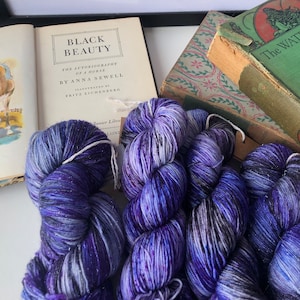 Haunted House hand dyed sock yarn, superwash fine merino, 100g, sock yarn, purple speckles