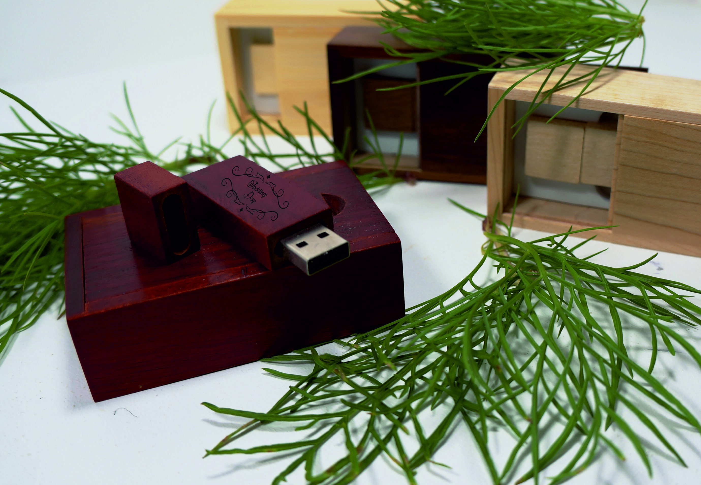 wooden flash memory box/wedding gift/ personalized gift/ laser engraved solid wooden USB flash drive USB box/ company customization