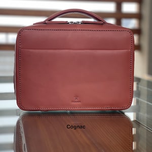 Organizzatore tecnologico in pelle fatto a mano, organizzatore di gadget - colore cognac
