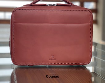 Organisateur de technologie en cuir fait main, organisateur de gadgets - Couleur Cognac