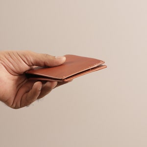 Billetera de cuero minimalista BiFold personalizada para tarjetas y efectivo, billetera delgada con protección RFID