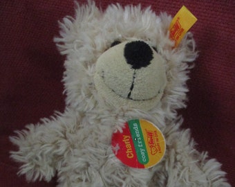 Small Bear STEIFF Charly, vintage German in very good condition, button in the ear, pennant, medallion ref: 012822